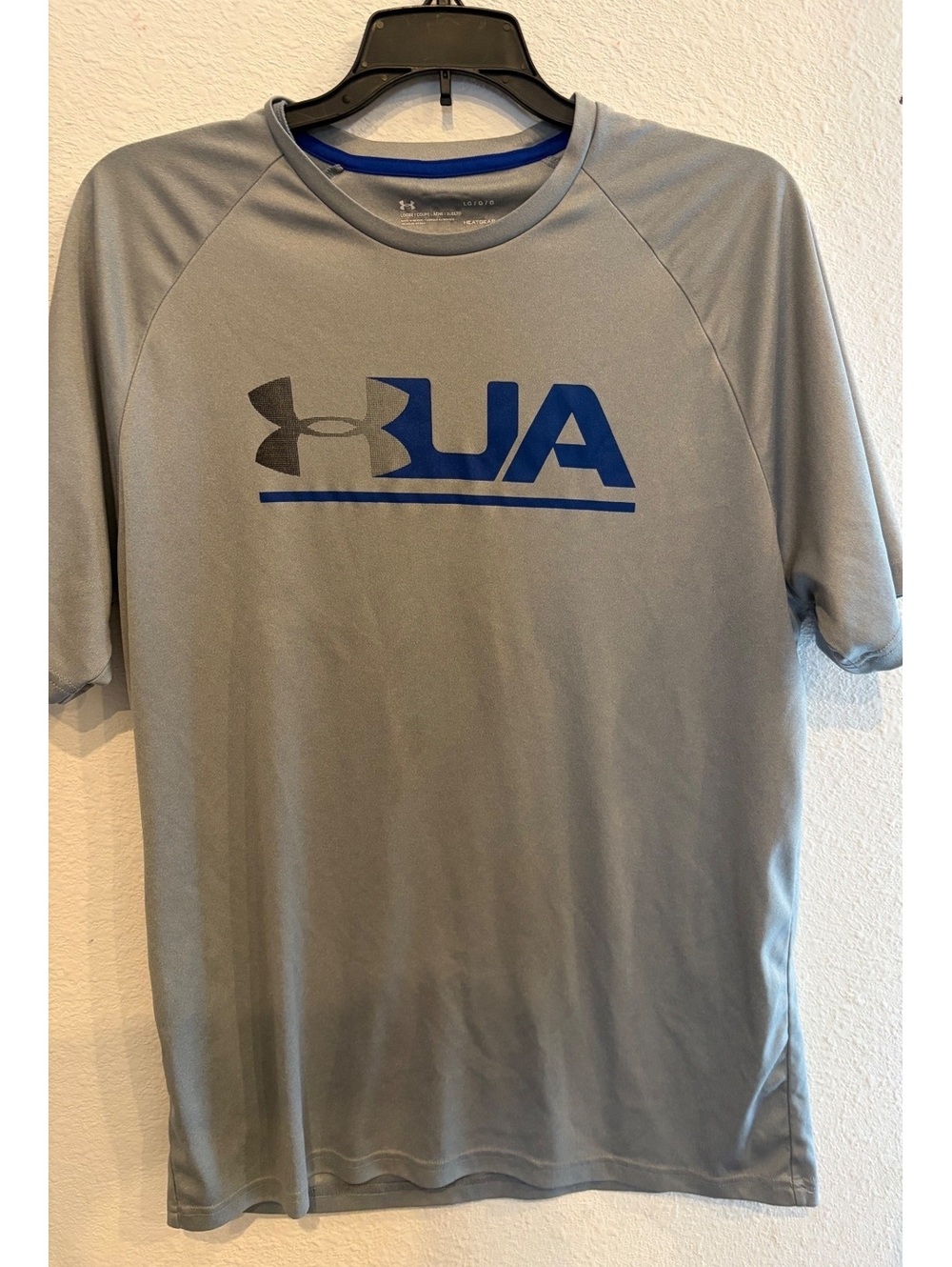 Under Armour Men's Loose Fit HeatGear Gray Athletic T-Shirt LG